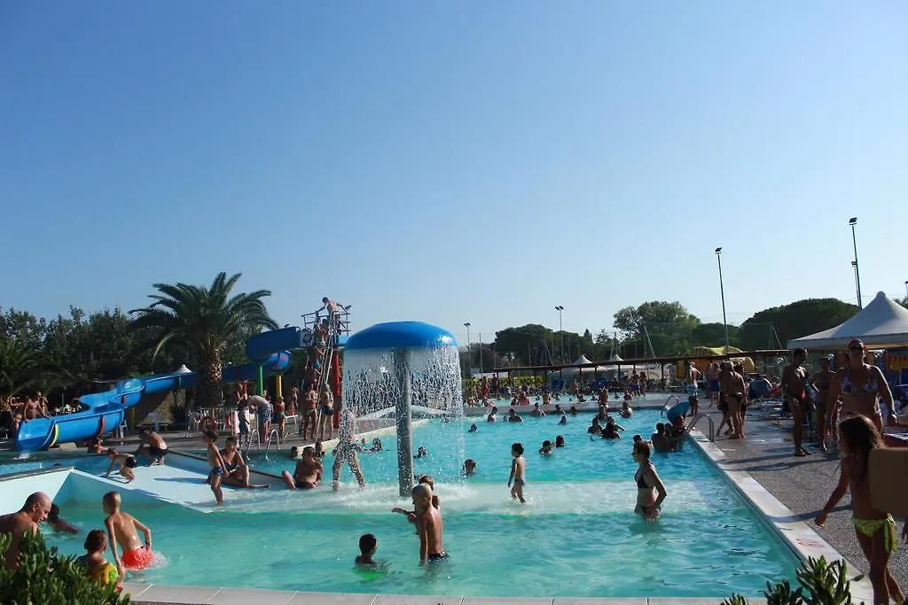 Camping Village Baia Del Marinaio Vada Holiday park