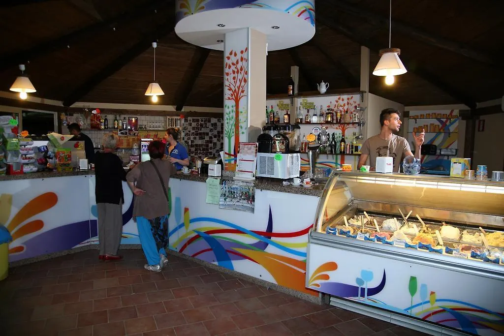 Camping Village Baia Del Marinaio ヴァダ