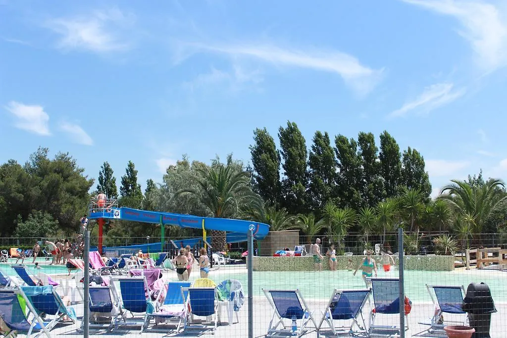 Camping Village Baia Del Marinaio Vada Feriepark